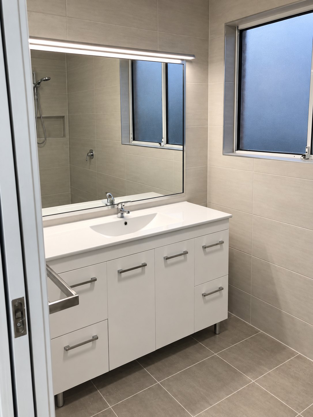 Bonnells Bay Ensuite