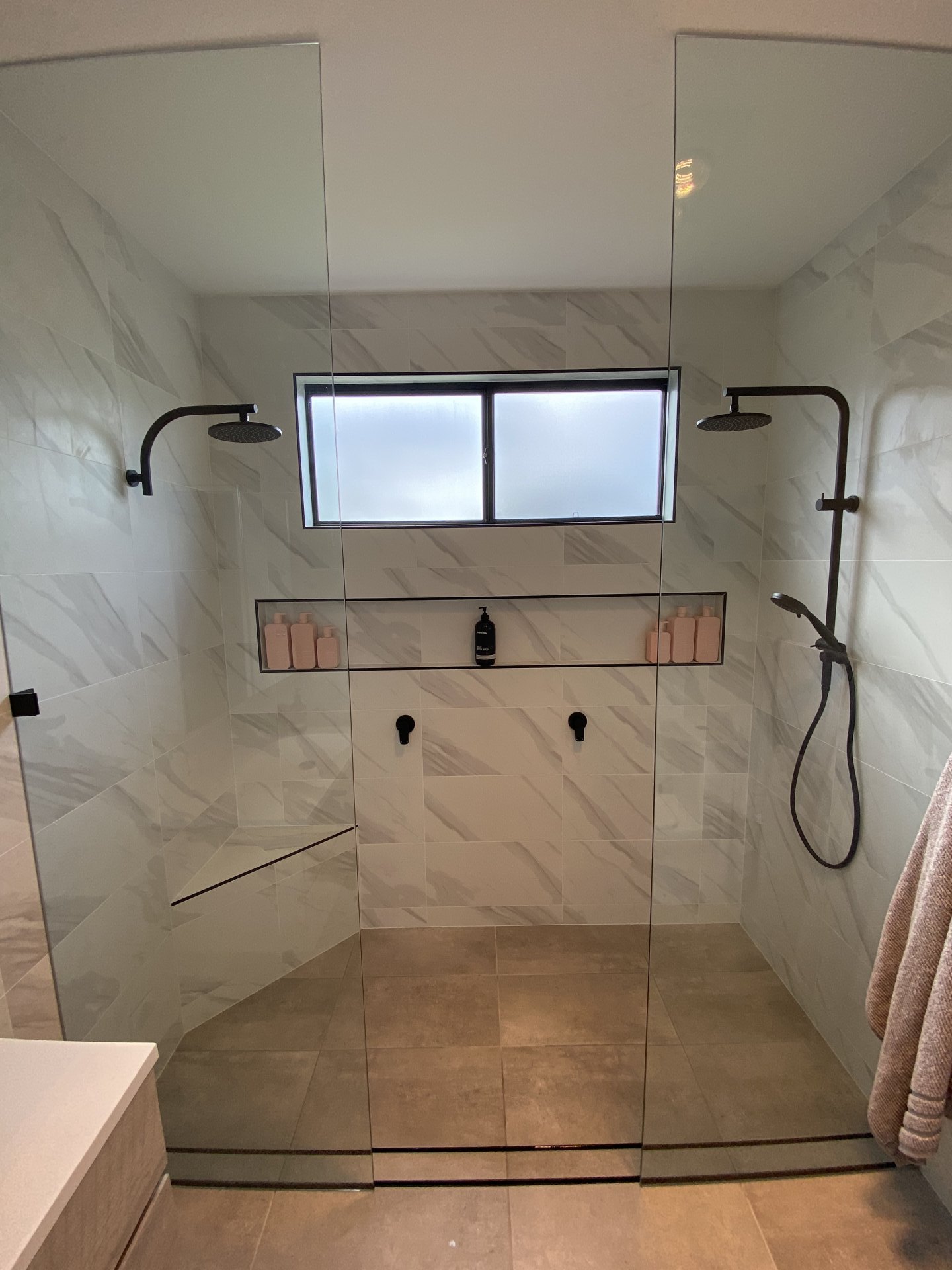Cessnock Bathroom / Laundry