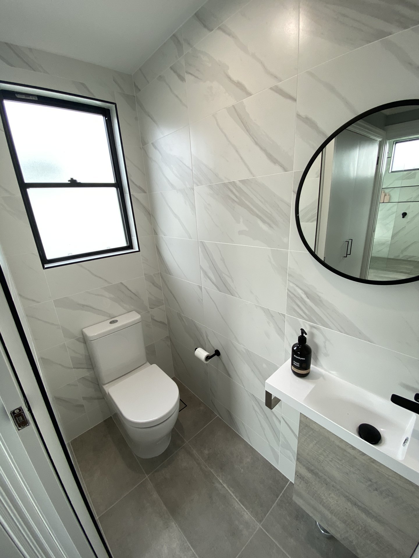 Cessnock Bathroom / Laundry