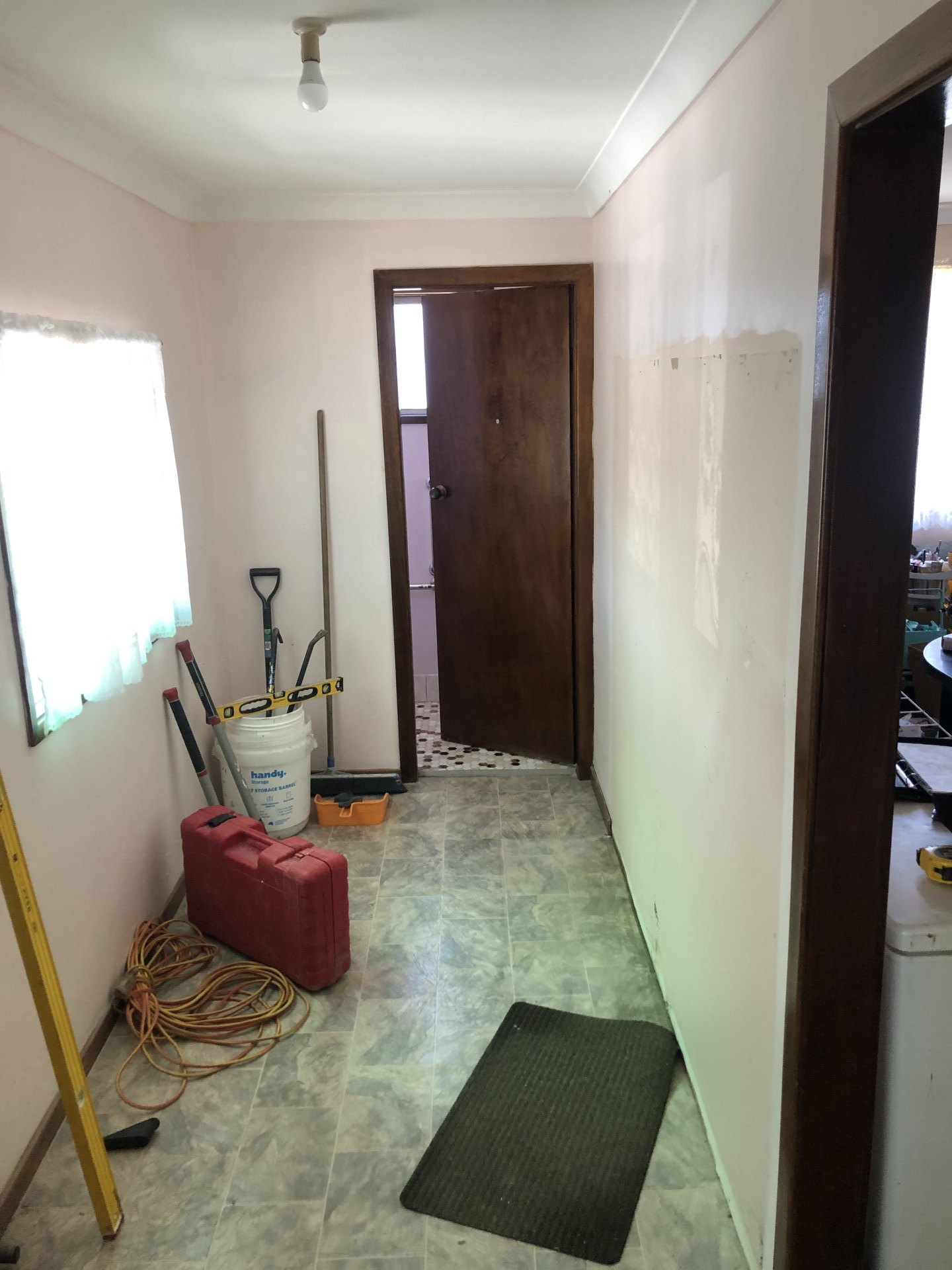 Cessnock2 Bathroom / Laundry