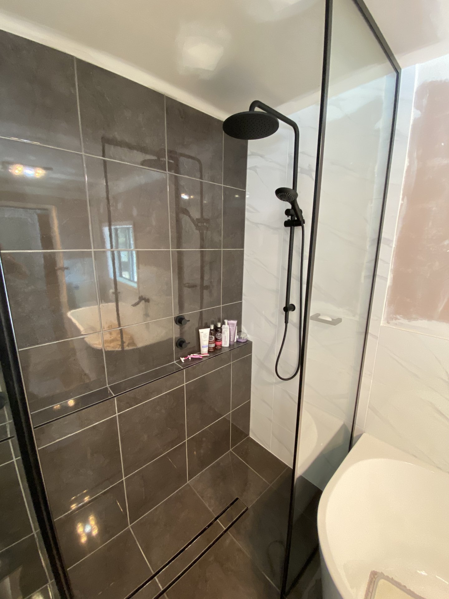 Cessnock2 Bathroom / Laundry