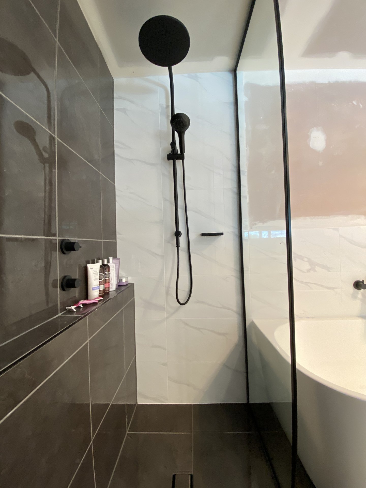 Cessnock2 Bathroom / Laundry