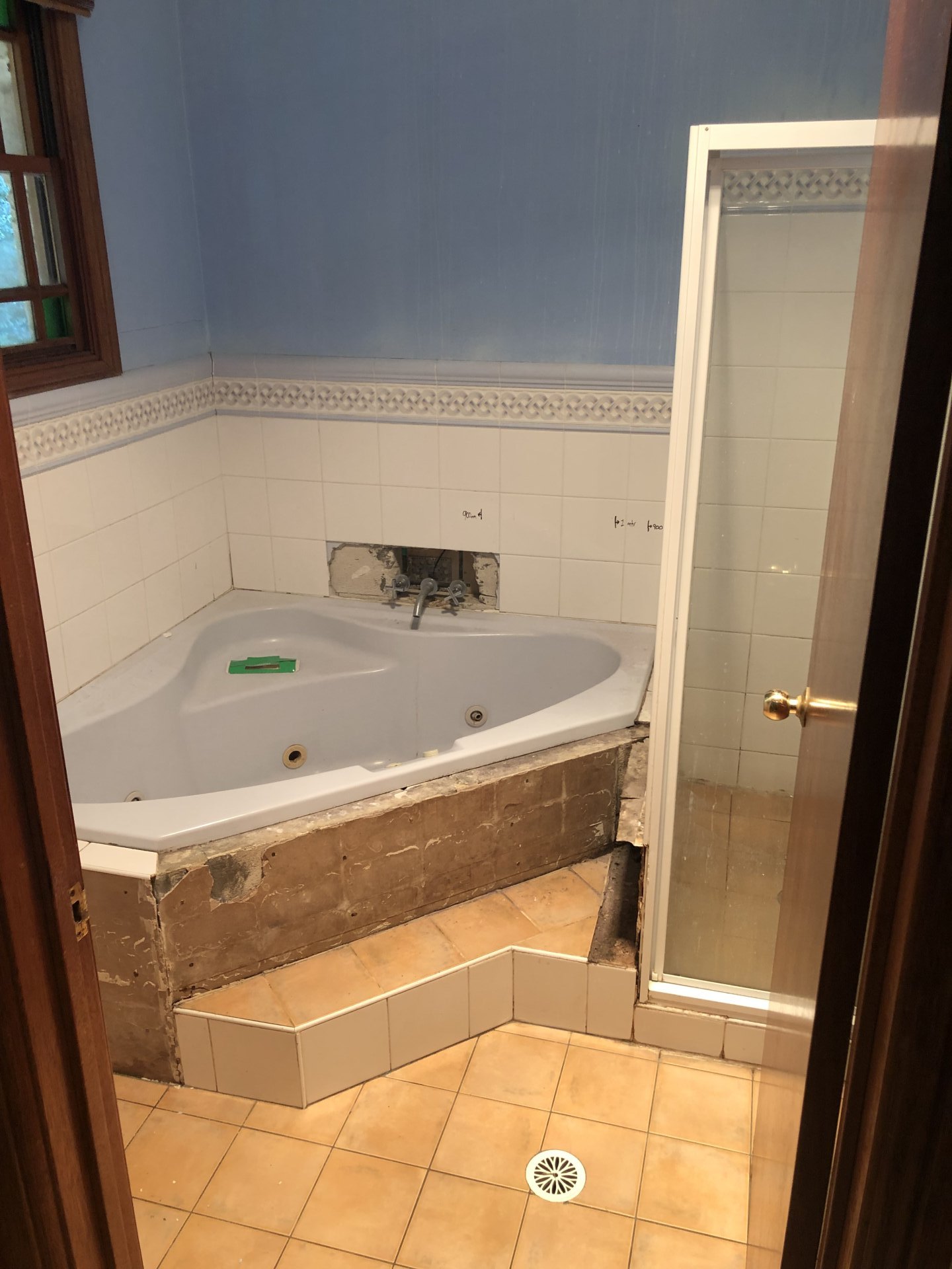 Greta Main Bathroom