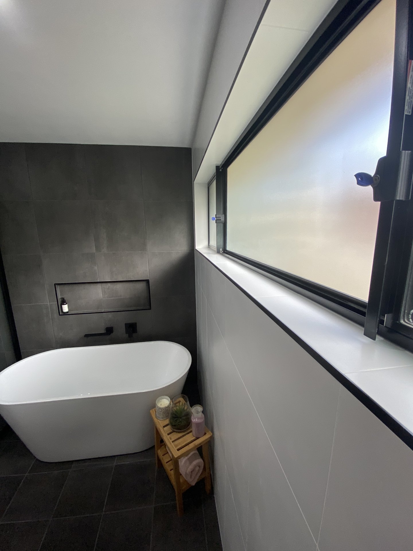 Mirrabooka Main Bathroom & Laundry